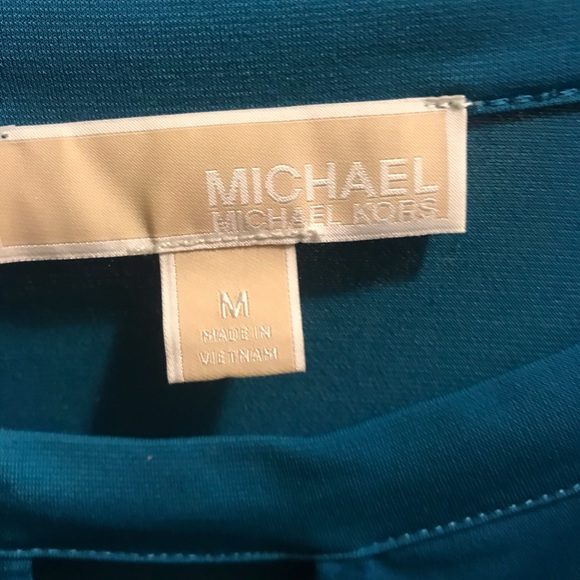 Micheal Kors blouse - Picture 2 of 3